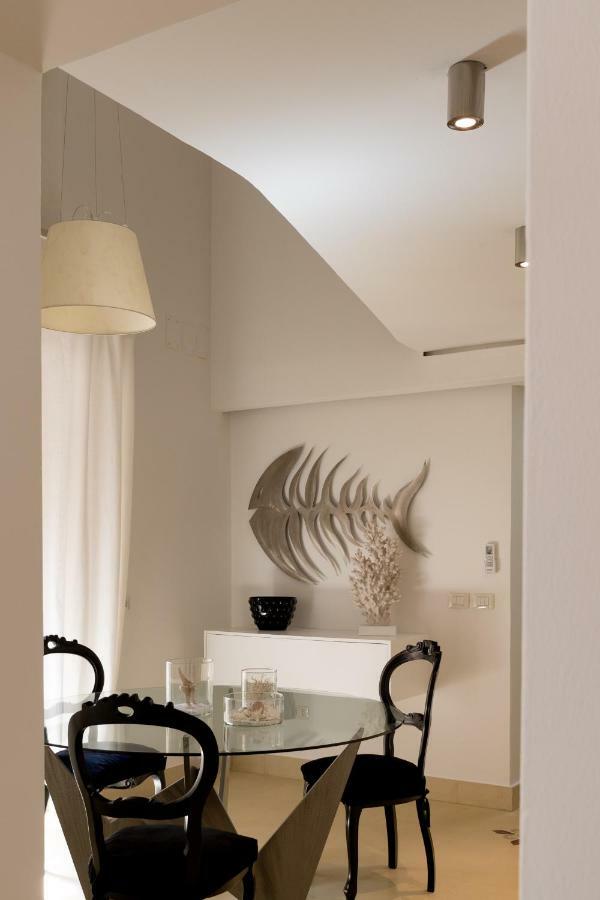 Etnart Gallery House Aeroporto di Catania Fontana Rossa Esterno foto